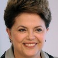 Apesar de sorridenta, Dilma ficou descontenta